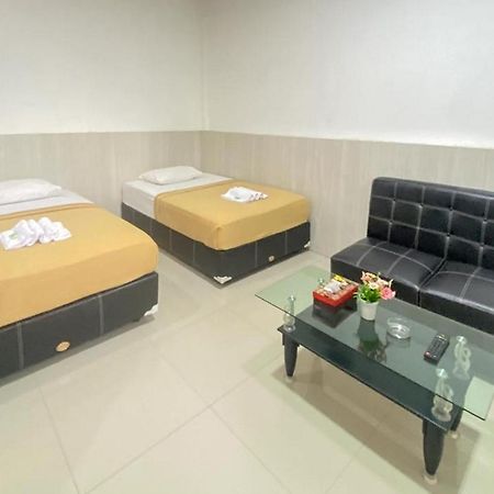 Hotel Giga Sidrap Rappang Extérieur photo